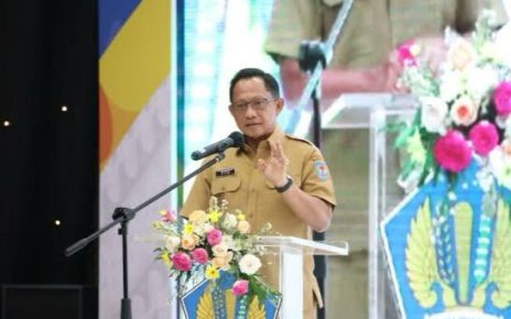 Tito Sentil Pemda yang Anggarannya Ludes untuk Belanja dan Gaji Pegawai