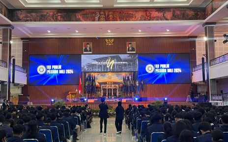 Koster-Giri Hadiri Uji Publik Pilkada Bali di Universitas Udayana