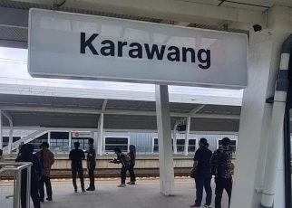 Kereta cepat Jakarta-Karawang resmi beroperasi