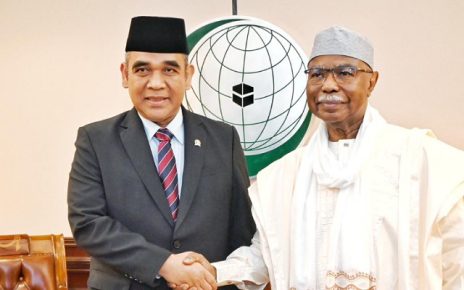 Ketua MPR RI Ahmad Muzani ketemu dengan Sekjen OKI