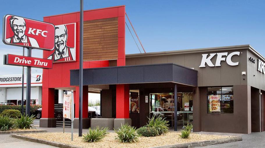 Buruh KFC demo di Kemnaker