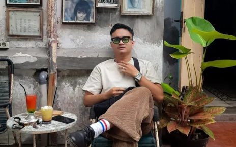 Alhaviz, Teman makan Teman