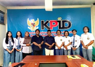 Kolaborasi SMA Kolese De Britto-SMAN 3 Yogyakarta Gelar Misa Ekaristi Kaum Muda