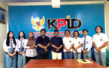 Kolaborasi SMA Kolese De Britto-SMAN 3 Yogyakarta Gelar Misa Ekaristi Kaum Muda
