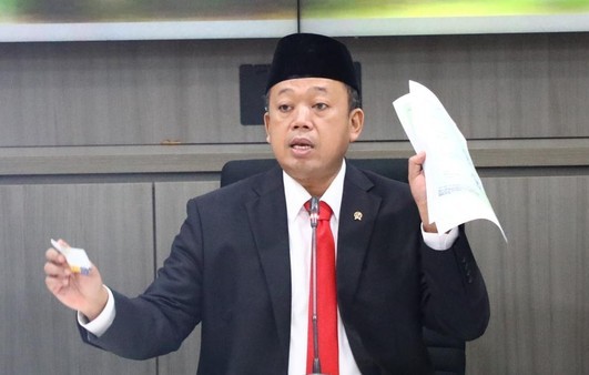 Nusron Sanksi 6 Pegawai ATR Terlibat Kasus Pagar Laut Bekasi, 1 Dipecat