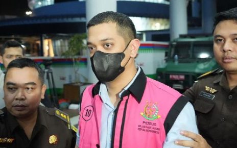 Kejagung Sita Dokumen usai Geledah Perusahaan Anak Riza Chalid di Cilegon