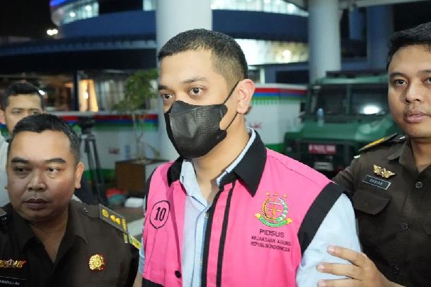 Kejagung Sita Dokumen usai Geledah Perusahaan Anak Riza Chalid di Cilegon