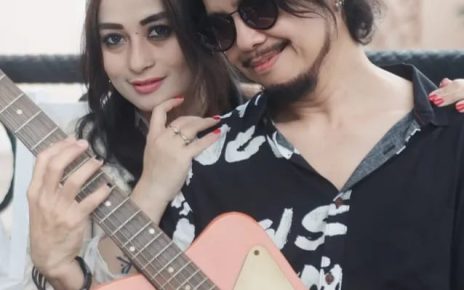 Moldy Radja dan Putri