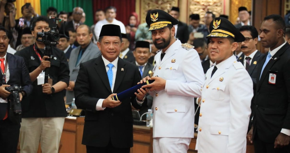 Mendagri Lantik Gubernur dan Wakil Gubernur Aceh Masa Jabatan 2025-2030