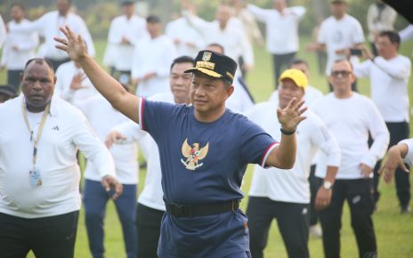 Mendagri Senam Pagi, Retret Kepala Daerah