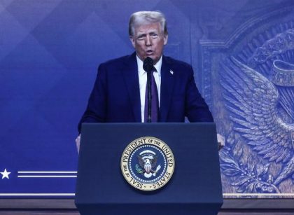 Donald Trump akan umumkan pengganti Powell