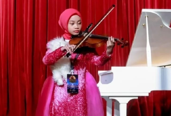 Azalea Syelyyendra