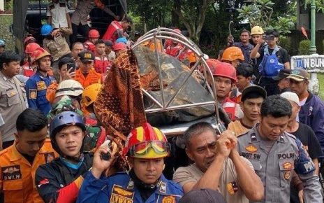 Pria Paruh Baya yang Terseret Banjir di Puncak Bogor Ditemukan Tewas