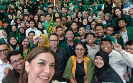 Najwa Shihab di UNJ