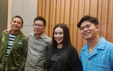 Titi DJ dan Cakra Khan