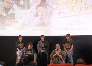 Senyum Manies Love Story