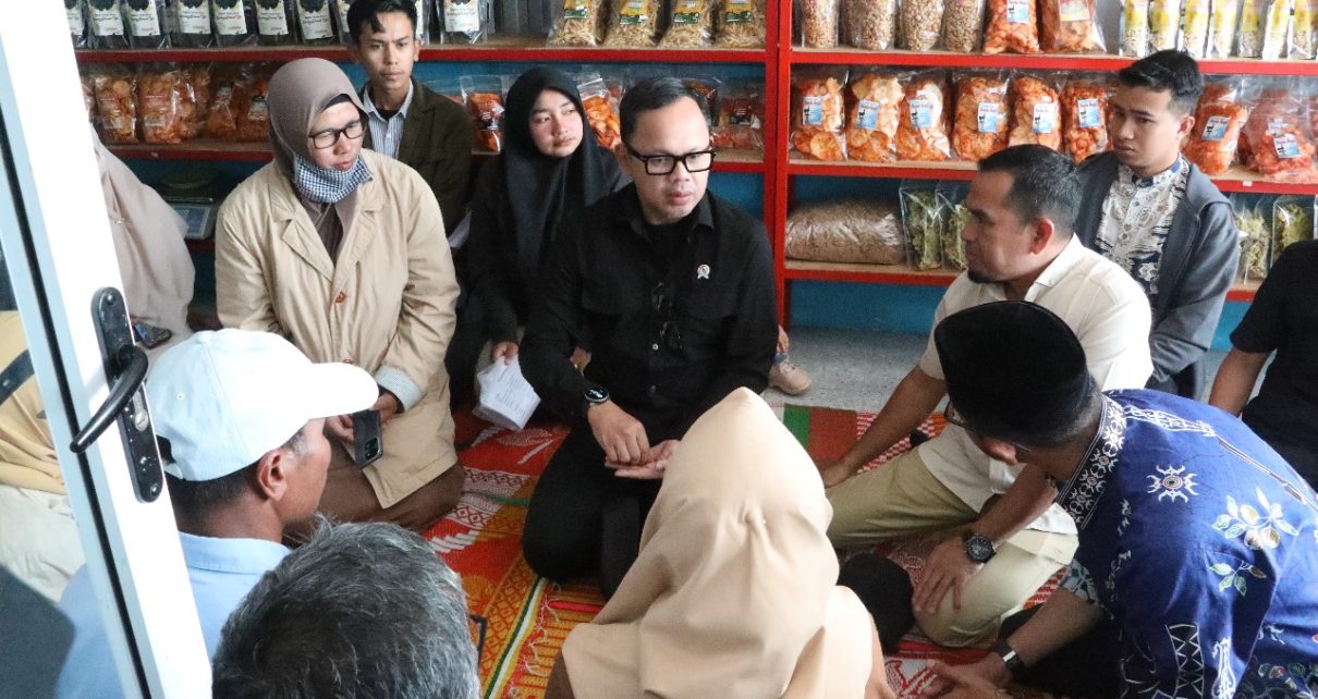 Wamendagri Bima Arya di Solok