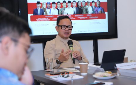 Wamendagri Bima: Penerapan Otonomi Daerah Harus Berpihak pada Keadilan Sosial