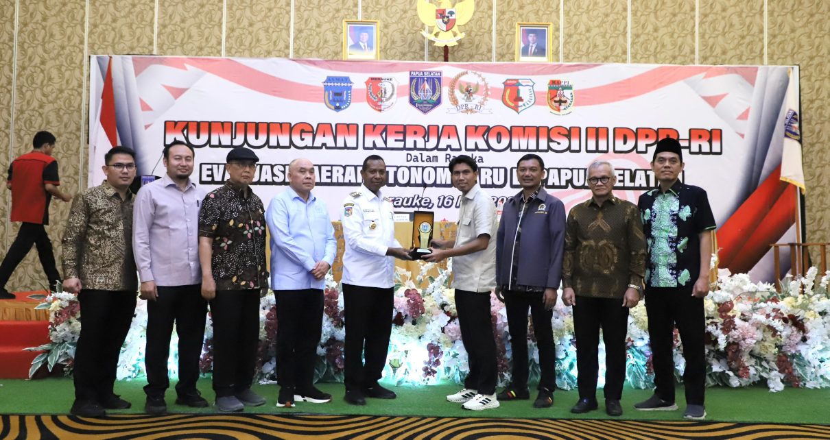 Komisi II DPR dan Kemendagri Tinjau KPP Papua Selatan