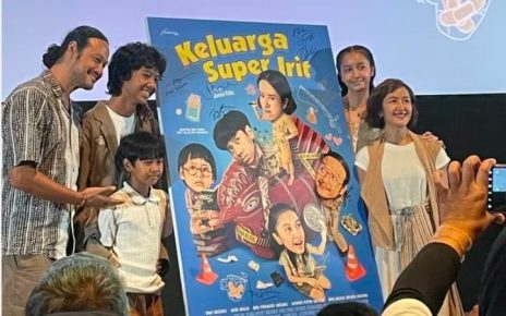 Keluarga Super Irit