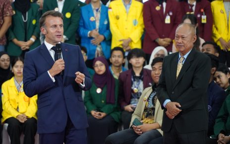 Macron di UNJ