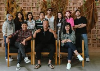 Rak Buku Siap Produksi 'Rothtrip'