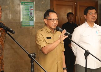 Tito Karnavian Sekolah Rakyat