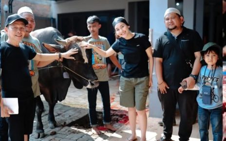 Ayu Ting Ting Kurban