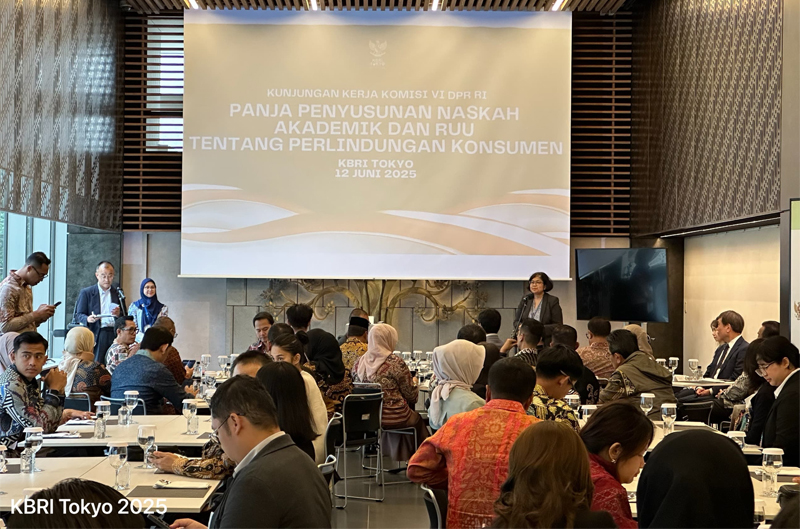 Komisi VI DPR RI dalam penyusunan Naskah Akademik dan Rancangan Undang-Undang (RUU) Perlindungan Konsumen.