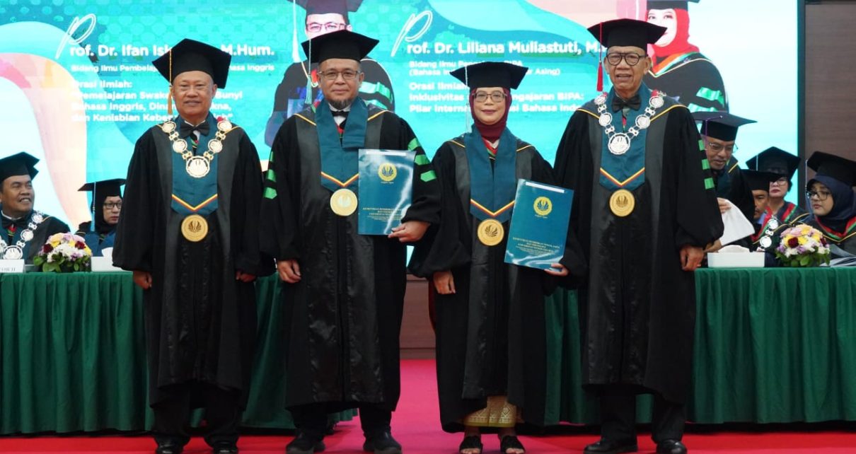 Pengukuhan Dua Guru Besar FBS