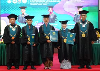 UNJ Kukuhkan 3 Guru Besar