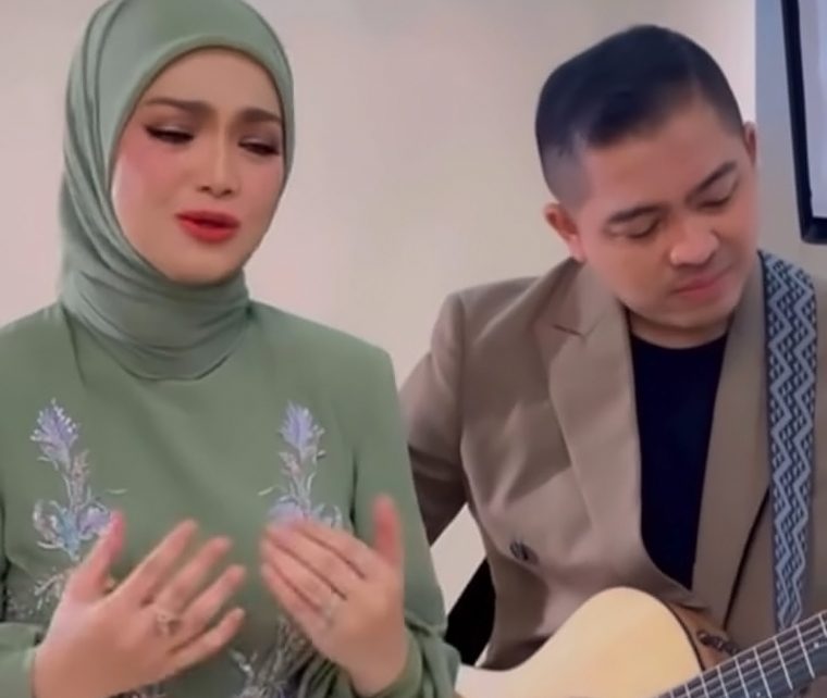 Dato' Sri Siti Nurhaliza & Ade Govinda Berkolaborasi di Single Menamakanmu Cinta
