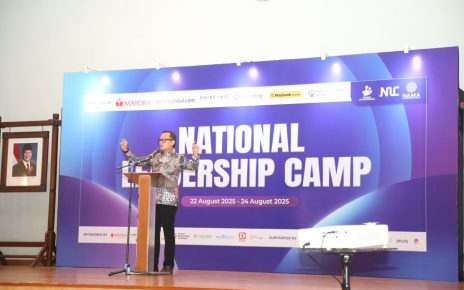 Wamendagri Bima Arya National Leadership Camp UI