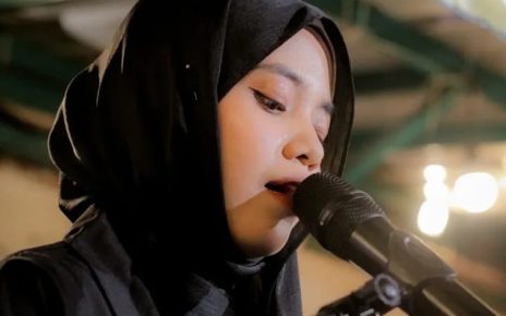 Hanin Dhiya Rilis Lagu ‘Orang Baru’ tentang Perasaan Rapuh & Isu Perselingkuhan