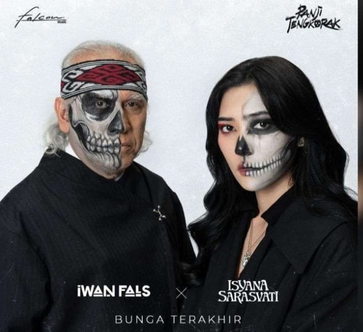 Rus uy qurilishi bokira porno video F m f jinsiy aloqa