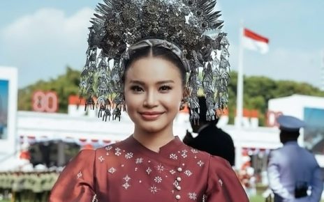 Rossa Nyanyikan Lagu ‘Indonesia Pusaka’ di Istana Merdeka