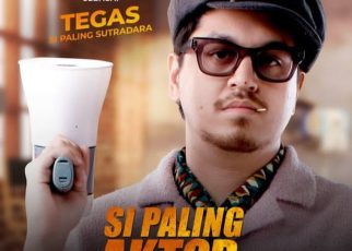 Totalitas Kevin Julio Perankan Karakter Sutradara dalam Film ‘Si Paling Aktor’
