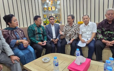 DPR dan petani tebu