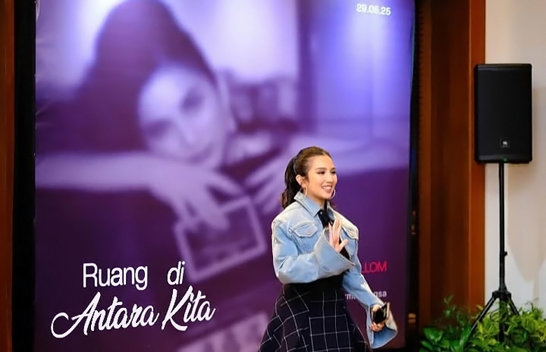 Penyanyi Pendatang Baru Faith Shallom Rilis Lagu ‘Antara Kita’