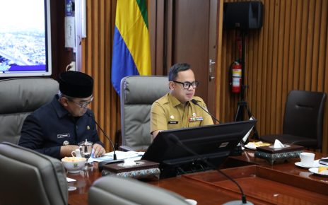 Wamendagri Bima Arya dan Walkot Bandung