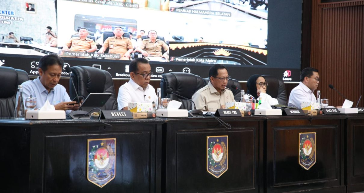 Mendagri Bahas TBC dan MBG