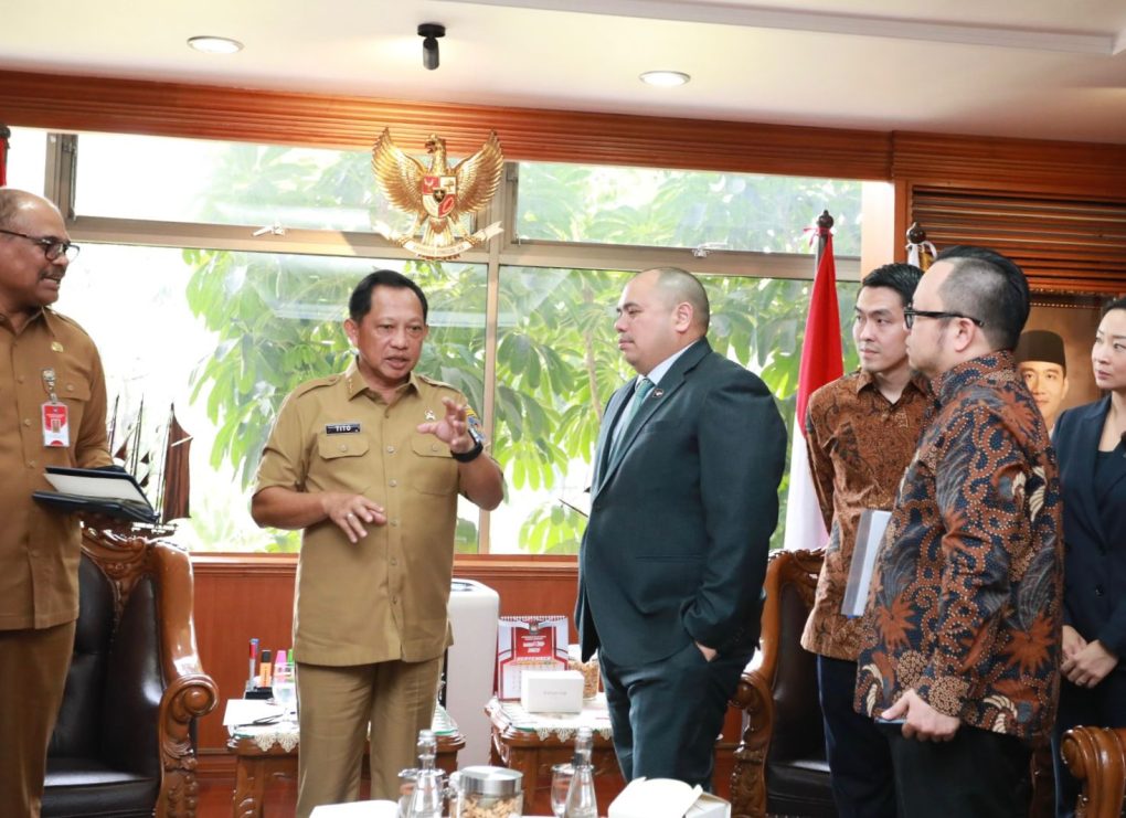 Mendagri Bertemu CIO Danantara