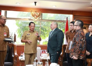 Mendagri Bertemu CIO Danantara