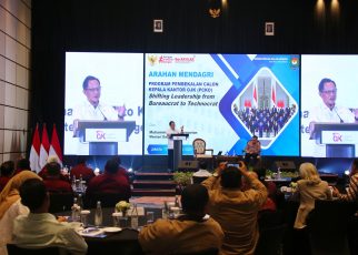 Mendagri Pembekalan OJK