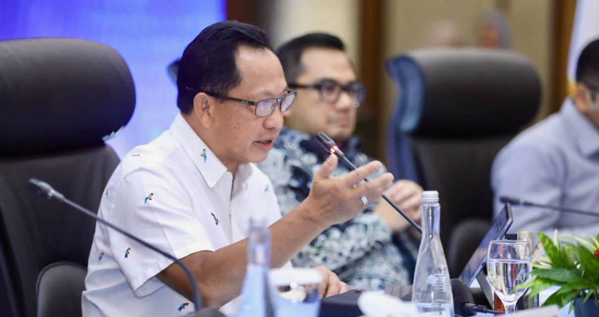 Mendagri Tito Karnavian Minta Pemda tak Lengah Jaga Kamtibmas