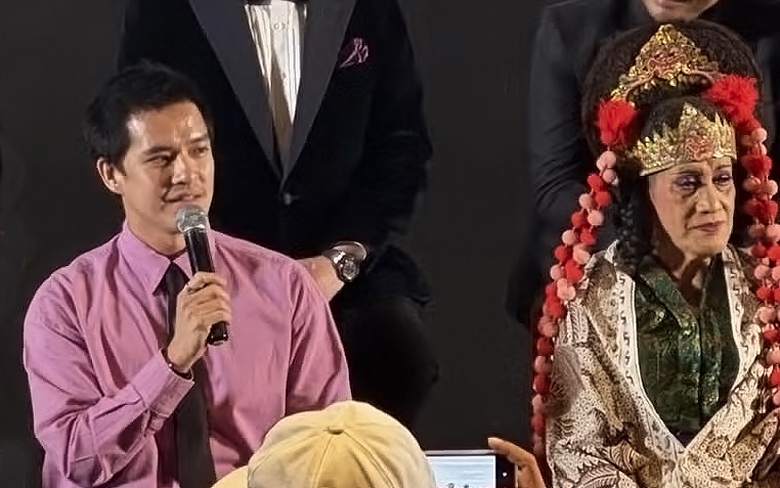 Totalitas Morgan Oey Bintangi Film ‘Perempuan Pembawa Sial’