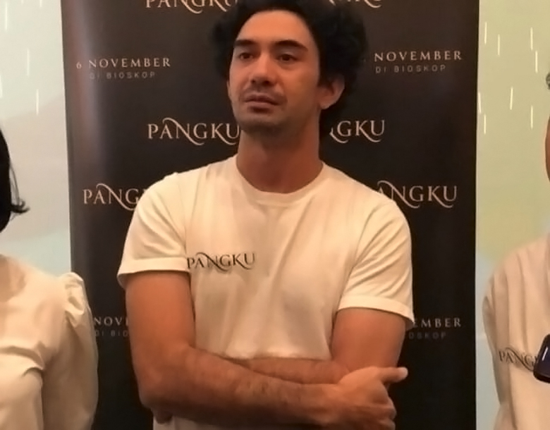 Tantangan Aktor Reza Rahadian dalam Debut Penyutradaraan Film ‘Pangku’