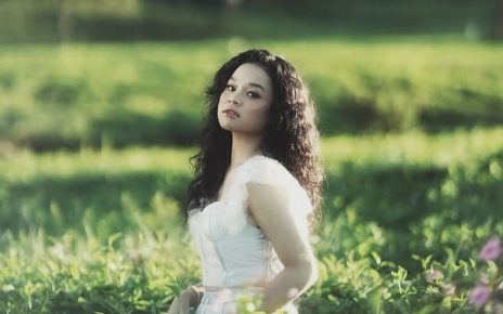 Romaria Rilis Lagu ‘Ujung Jalanmu Diriku’ tentang Cinta & Keikhlasan