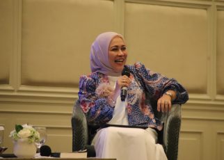 Dr. Dewi Tenty, S.H., M.H