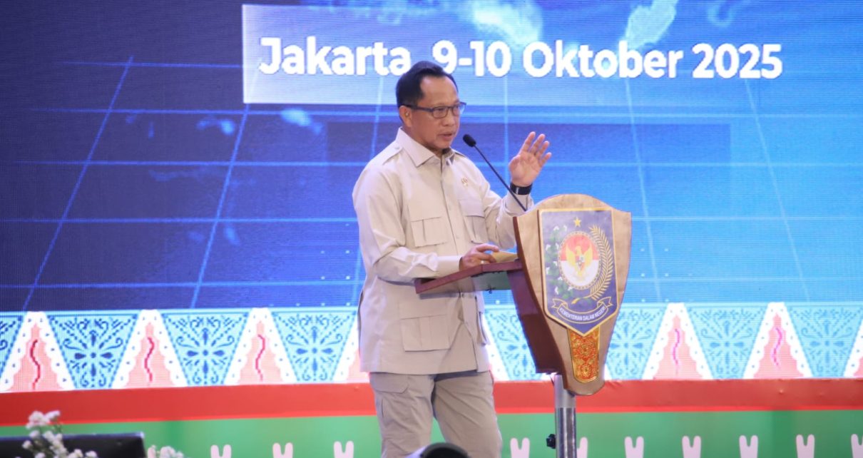 Mendagri Tito di Rakornas Binwas Pemda